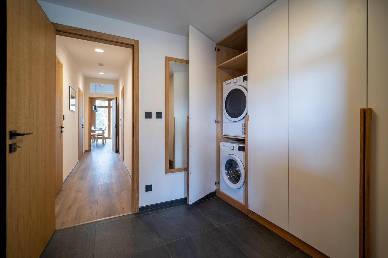 Lipno Port Apartment C304 - Lipno Home リプノ・ナト・ヴルタヴォウ エクステリア 写真